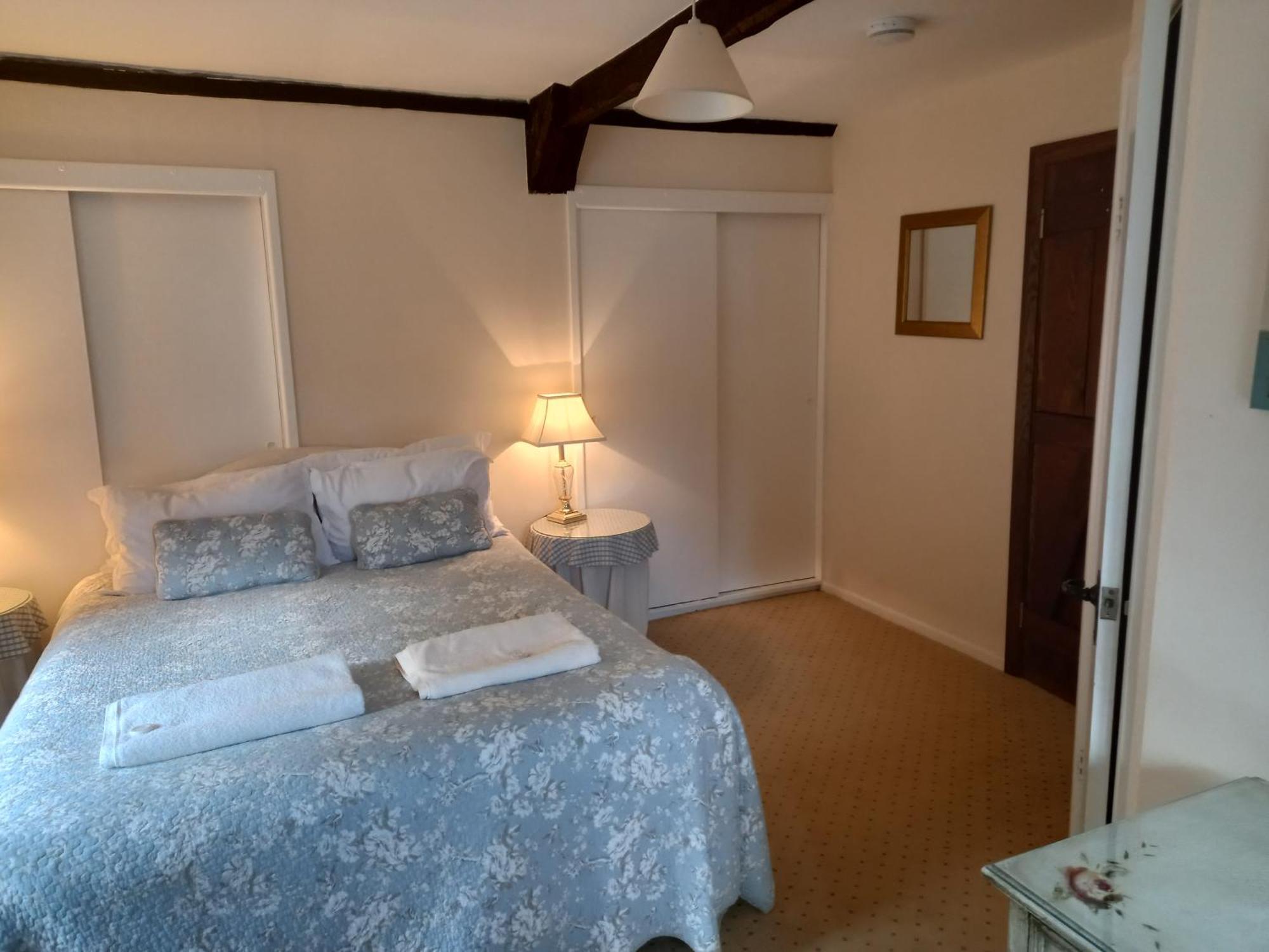 Bickleigh Castle Villa Tiverton  Room photo